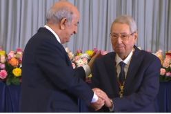 تبون يمنح وسام الاستحقاق “صدر” لعبد القادر بن صالح