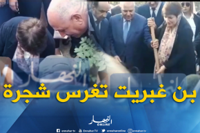 شاهد..وزيرة التربية تقوم بغرس شجرة على هامش إشرافها للدخول المدرسي من ولاية معسكر