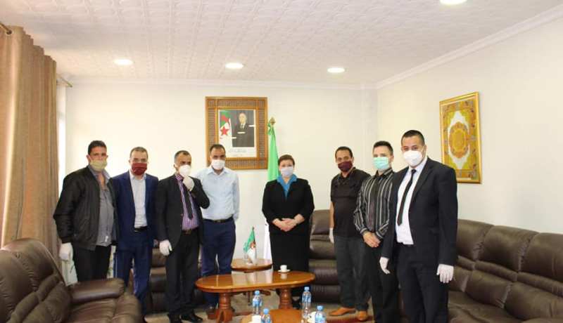 مركز ولاد ميمون للتكوين المهني بتلمسان يتطوع بنفق تعقيم و5000 كمامة