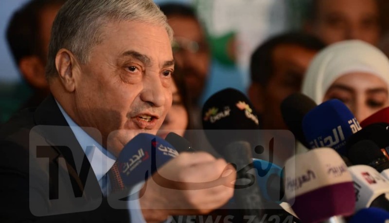 بن فليس: رفضت تمرير قانون المحروقات..وتنازلت عن منصبي بسببه لأنني إبن الشعب