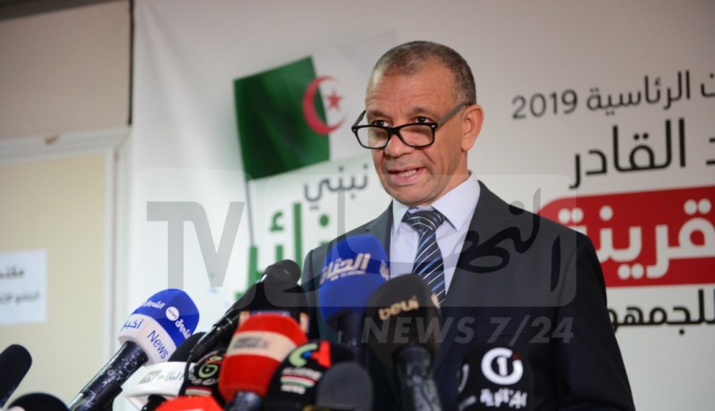 بن قرينة يطالب تبون بالإفراج عن بورقعة ومساجين الحراك