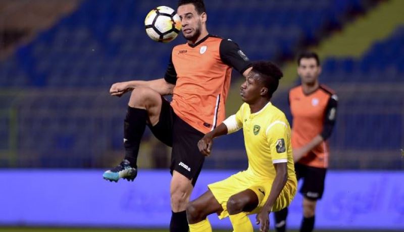 بالفيديو.. بن يطو يُسجل ويقود الشباب للتأهل