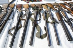 معسكر .. كشف ورشة سرية للأسلحة التقليدية وحجز 30 بندقية