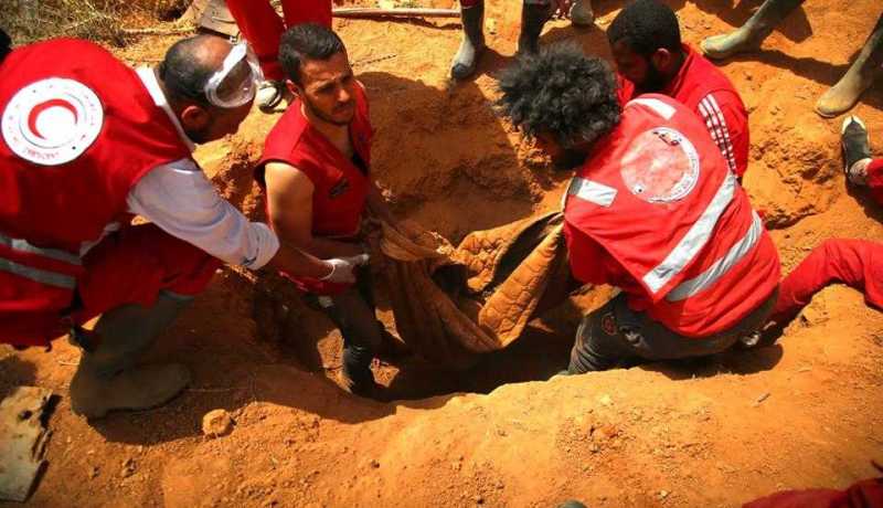العثور على 36 جثة مجهولة الهوية بالقرب من بنغازي الليبية