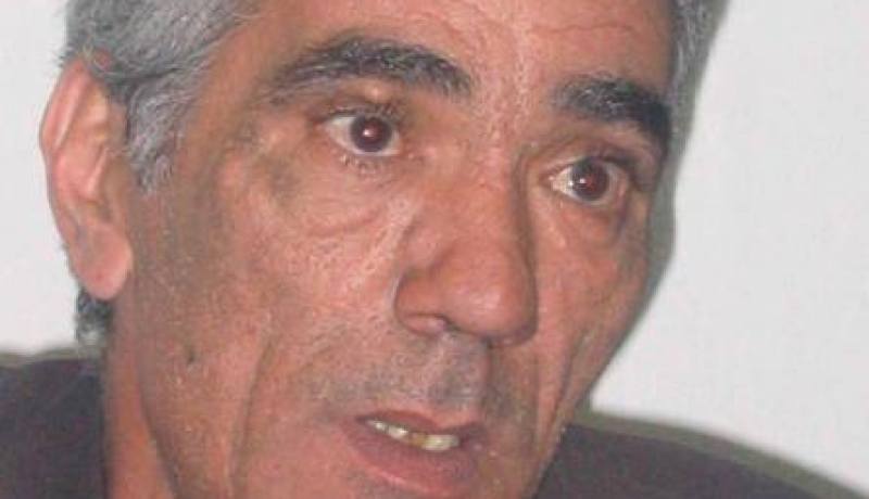 بن دودة تعبر عن دعمها للكاتب عبد العزيز بوباكير إثر وعكته الصحيّة