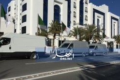 بالفيديو والصور.. استمارات المترشح بوتفليقة تصل إلى المجلس الدستوري