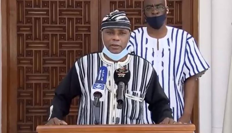 بالفيديو.. هذا ما قاله سفير جمهورية بوركينا فاسو بعد تقديمه أوراق اعتماده لرئيس الجمهورية