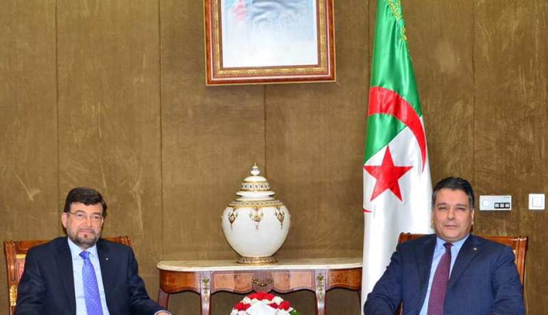 بوشارب يستقبل السفير الفلسطيني لؤي عيسى