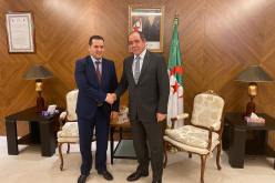 بالصور.. بوقادوم يستقبل نظيره الليبي عبد الهادي الحويج