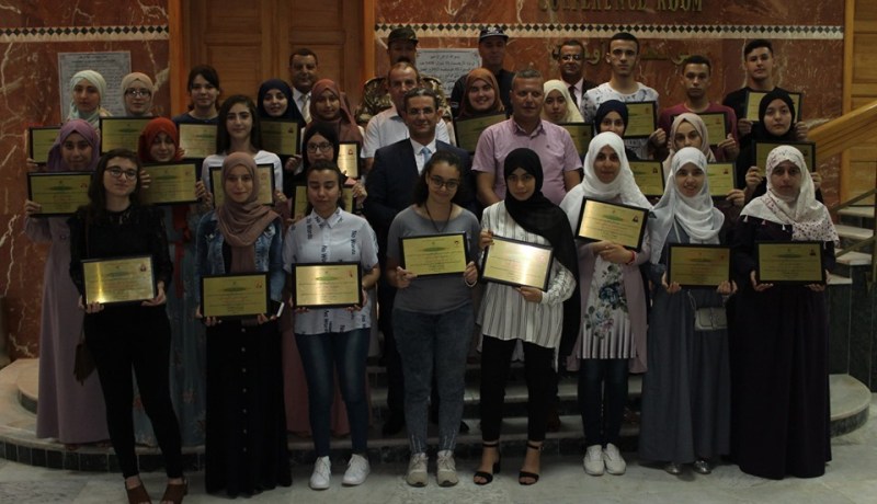 بالصور.. بومرداس تُكرّم التّلاميذ الأوائل في بكالوريا 2019
