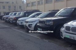 يزورون الوثائق ليستولوا على 7 مركبات فاخرة بالعاصمة