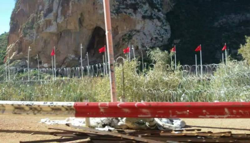 تسييج منطقة “بين لجراف” قبلة السياح على الحدود الجزائرية المغربية