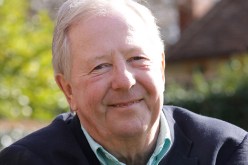 وفاة الممثل الكوميدي البريطاني تيم بروك تايلور بفيروس كورونا