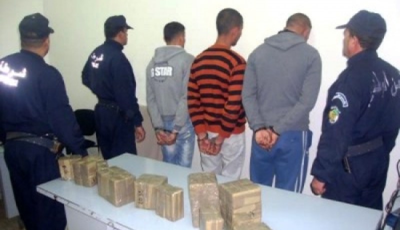 توقيف 6 أشخاص وحجز 25 كلغ من “الكيف” في تبسة