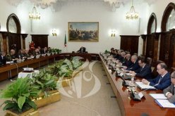 الرئيس تبون يستهجن الأصوات الناعقة التي تروج الشائعات المغرضة