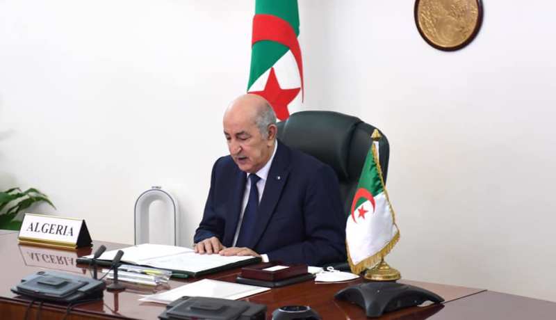 رئيس الجمهورية يترأس مجلسا للوزراء