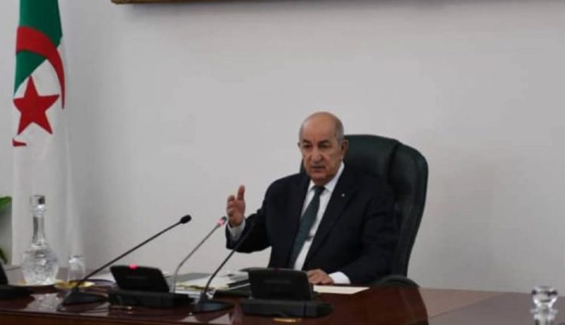 الرئيس تبون يترأس اجتماعا مع أعضاء اللجنة العلمية حول الوضعية الوبائية