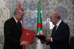 الرئيس تبون يقيم مأدبة عشاء على شرف نظيره التركي