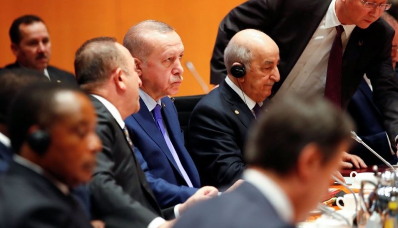 الرئيس تبون: بعض الأطراف تزيد الوضع في ليبيا تأزما بتزويدها بالسلاح والمقاتلين الأجانب