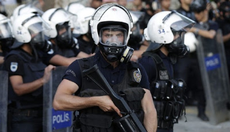 مقتل 5 أشخاص في إنفجار عبوة ناسفة جنوب شرق تركيا