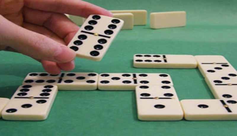 فريق طبي ينجح في إستخراج 10 قطع من أحجار “الدومينو” من بطن مريض