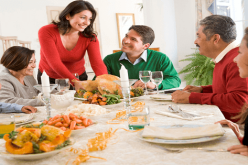 أوصيكم بالضيوف خيرا.. فالبيوت من دونهم بلا بركة