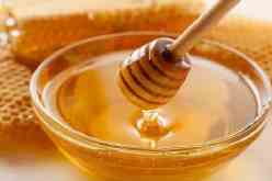 برطمان عسل هديّة… عليك بالقرآن والعسل فيهما شفاء