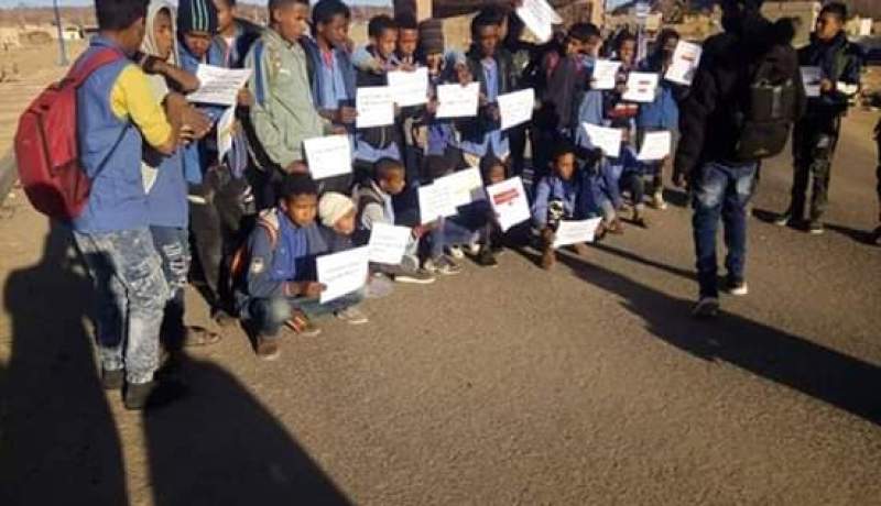 إليزي.. تلاميذ حي إن ابغبغ بجانت يحتجون على غياب النقل المدرسي