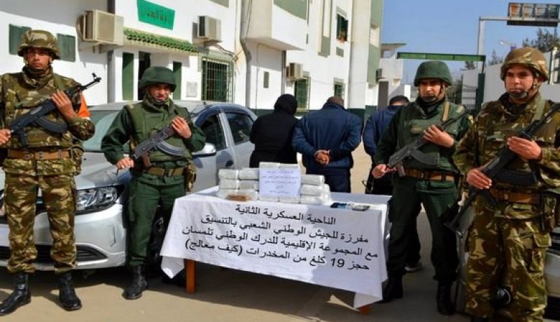 حجز 19 كلغ من الكيف في تلمسان