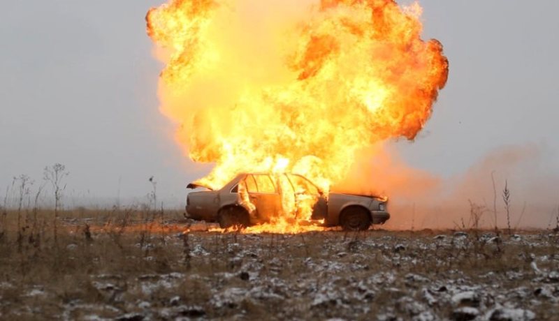 تفحم 5 أشخاص و3 جرحى في حادث اصطدام سيارتين بعين أمقل في تمنراست