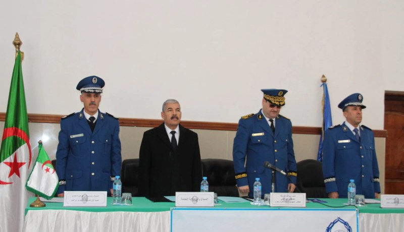 بالصور.. تنصيب رئيس أمن ولاية النعامة الجديد