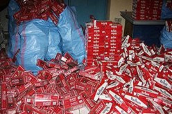 الشلف: الشرطة تحجز 6610 وحدة من السجائر والشمة المقلدة