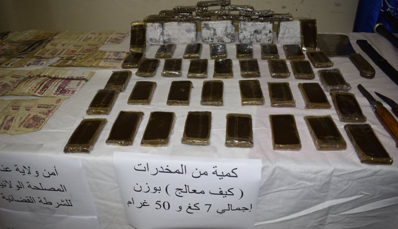 عنابة: توقيف 3 مسبوقين قضائيا لحيازة ونقل وترويج المخدرات في إطار جماعة إجرامية منظمة