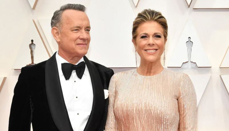 توم هانكس وزوجته ينضمان لقائمة المشاهير المصابين بكورونا
