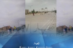 بالصور.. عمال “مصنع طحكوت للسيارات” يغلقون الطريق بتيارت