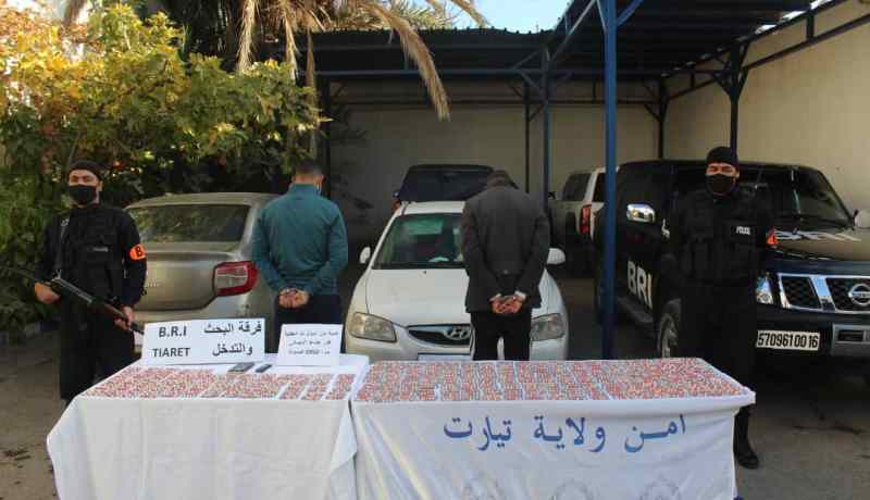 تيارت : حجز 2850 قرص مهلوس وسيارتين وتوقيف شخصين