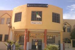 تلاميذ وأولياؤهم يتظاهرون في الشوارع تنديدا بالاكتظاظ في المدارس