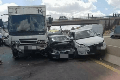 قتيل وجرح اثنين آخرين في حادث اصطدام شاحنة بسيارتين بباتنة