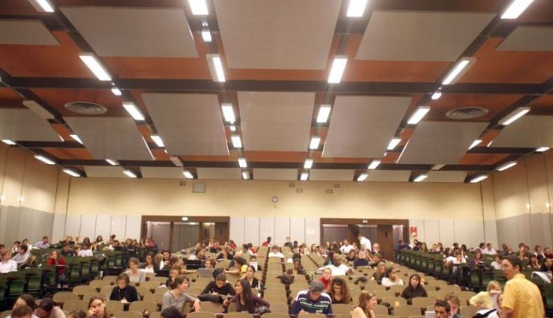 فرنسا ترفع مصاريف التسجيل بجامعاتها رسميا والطلبة المغاربة الأكثر تضررا