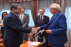 جراد يستقبل الوزير السابق والمبعوث الخاص للحكومة الكندية