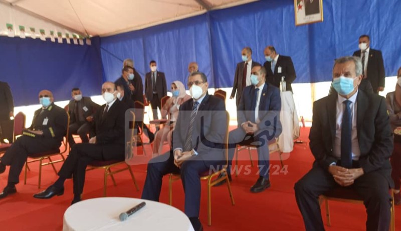 الوزير الأول يشرع في زيارة عمل إلى الجلفة