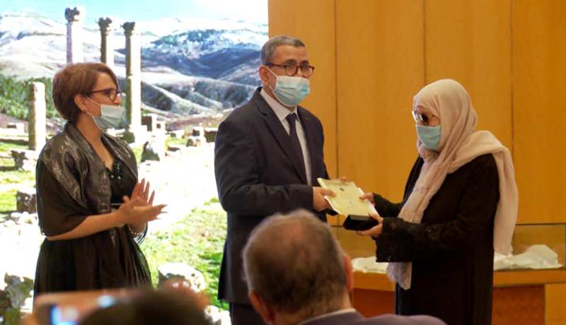 وزيرة الثقافة تشكر الوزير الأول على تجديده الالتزام الحكومي بدعم المثقّفين والفنانين