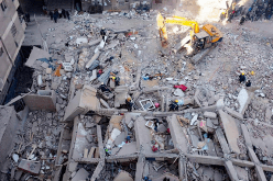 ارتفاع كبير في عدد ضحايا إنهيار عقار جسر السويس بمصر