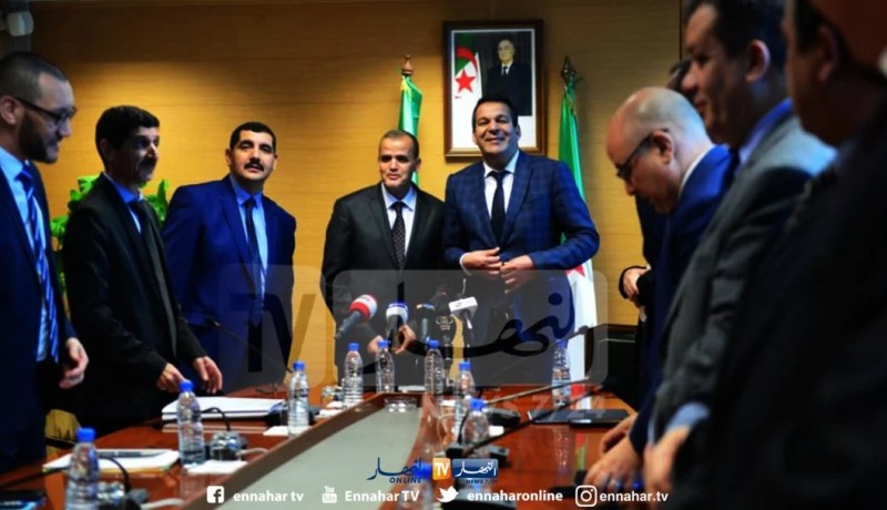 كمال رزيق: سأتخلى عن لقب معالي الوزير.. ونتائج عملنا ستظهر بعد 6 أشهر