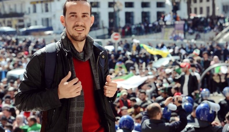 الطلبة يُسقطون الباء الأولى.. تماما كما أسقطوا بوتفليقة !