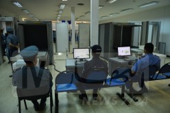 تأجيل محاكمة جمركي تورط في تصوير مسؤولين ومشاهير بمطار الجزائر