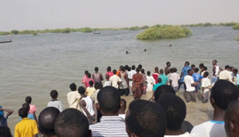 مصرع 17 شخصا إثر غرق قاربهم في جنوب السودان