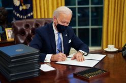 الرئيس بايدن يلغي تعديلات ترامب على قانون التأمين الصحي