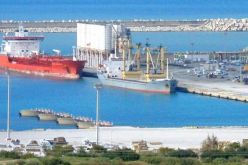 إقالة المدير العام لميناء “جن جن” بجيجل بعد فضيحة إختفاء باخرة الإسمنت