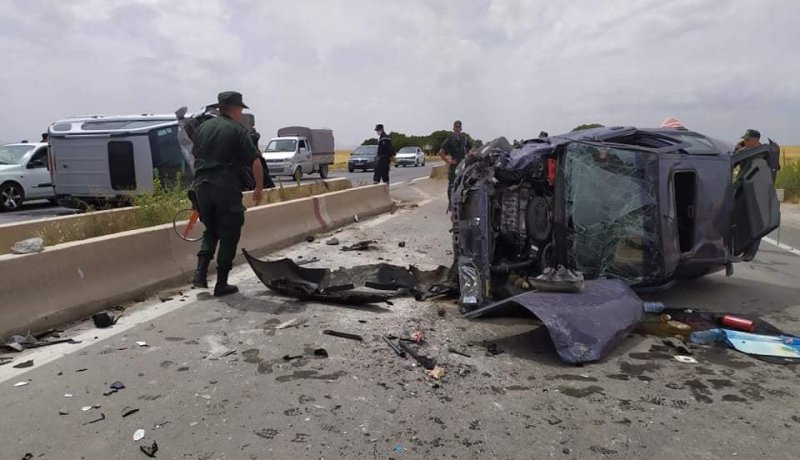 إصابة 4 أشخاص في حادث إصطدام 3 سيارات بسطيف
